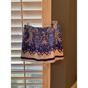 Blue and white pattern shorts